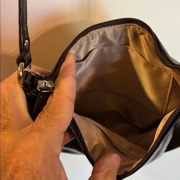 Beautiful Coach Hobo Crossbody Bag in Deep Ox Blood Patent Leather - Picture 10 of 14